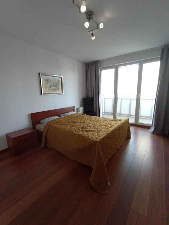 Private Apartment City Of Poznan - Free Parking Εξωτερικό φωτογραφία